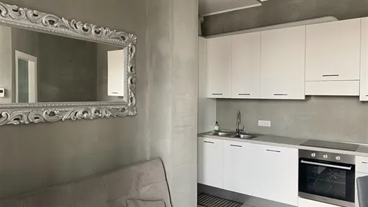 Rooms in Milano Zona 2 - Stazione Centrale, Gorla, Turro, Greco, Crescenzago - photo 10