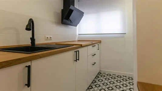 Rooms in Tavernes Blanques - photo 6