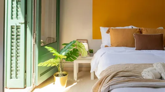 Rooms in Barcelona Ciutat Vella - photo 4