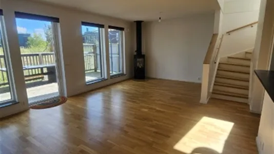 Houses in Upplands Väsby - photo 9