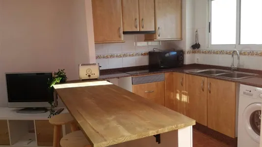 Rooms in el Camí de Vera - photo 8