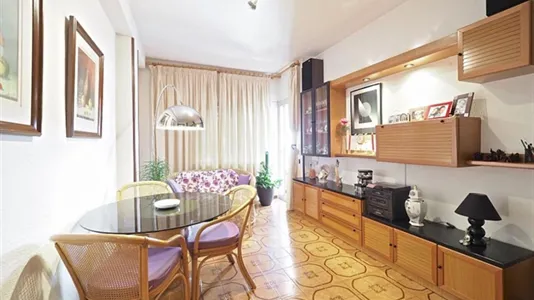 Rooms in Barcelona Sants-Montjuïc - photo 5