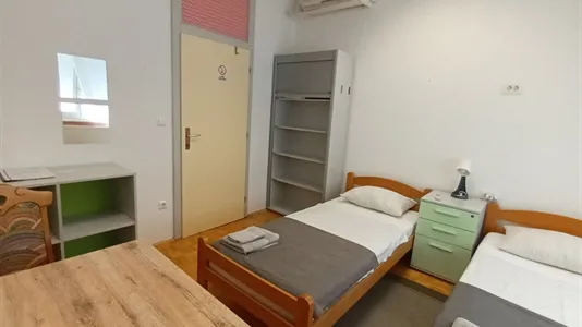 Rooms in Besnica - photo 4