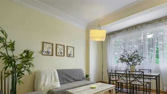 Rooms in Madrid Salamanca - photo 10