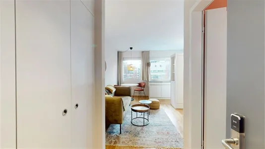 Apartments in Zürich Distrikt 9 - photo 6