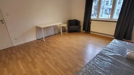 Rooms in Berlin Charlottenburg-Wilmersdorf - photo 10