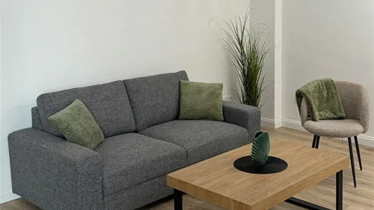 Apartments in Berlin Charlottenburg-Wilmersdorf - photo 2