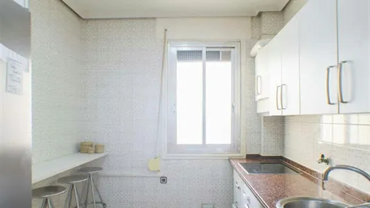 Rooms in Madrid Retiro - photo 5