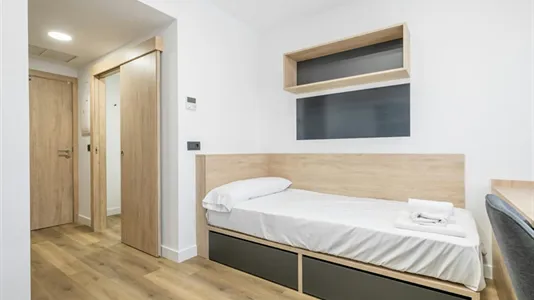 Rooms in Madrid Moncloa-Aravaca - photo 5