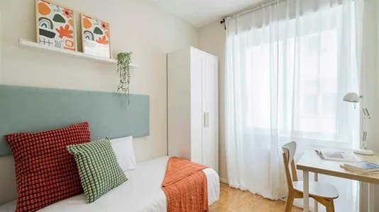Rooms in Madrid Chamartín - photo 1