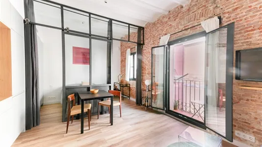 Apartments in Barcelona Ciutat Vella - photo 6