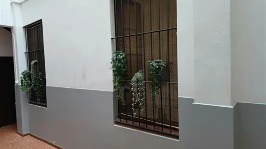 Rooms in Barcelona Les Corts - photo 5