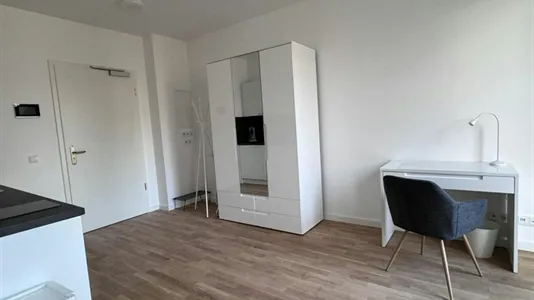 Apartments in Berlin Steglitz-Zehlendorf - photo 9