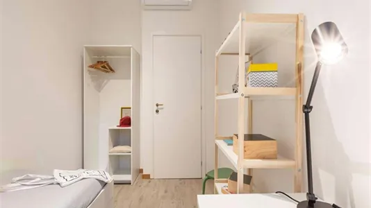 Rooms in Milano Zona 6 - Barona, Lorenteggio - photo 2