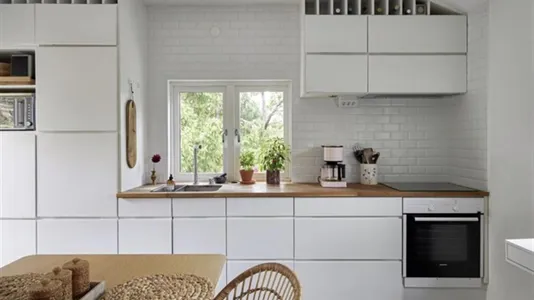 Houses in Värmdö - photo 4