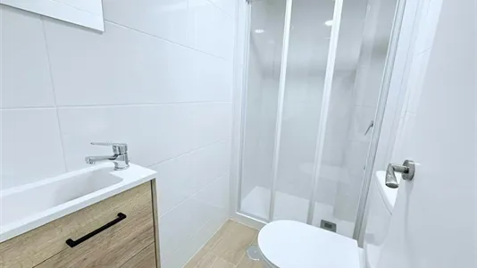 Rooms in Los Berrocales - photo 10