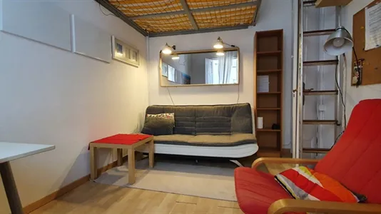 Rooms in Barcelona Ciutat Vella - photo 5