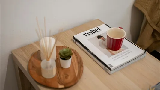 Rooms in Barcelona Ciutat Vella - photo 9