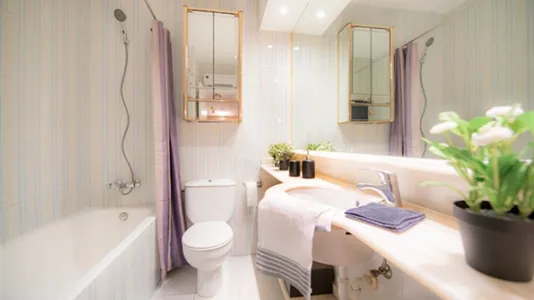 Rooms in Bilbao - photo 5