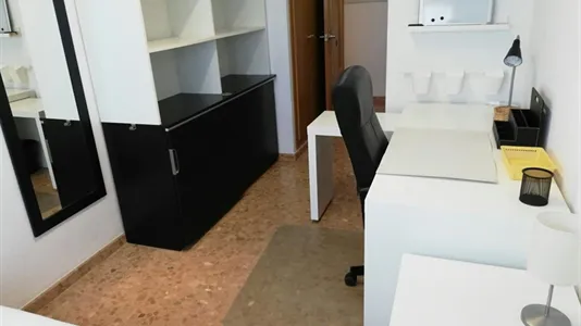 Rooms in Alboraya - photo 1