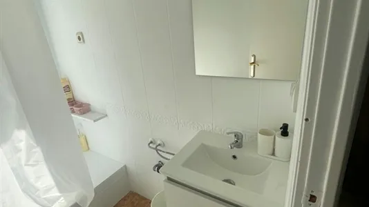 Rooms in Barcelona Sant Martí - photo 10