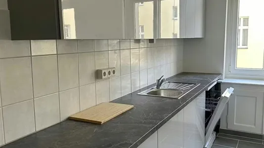 Rooms in Berlin Charlottenburg-Wilmersdorf - photo 4