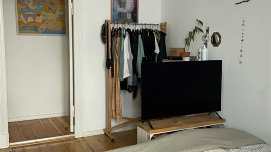 Rooms in Berlin Charlottenburg-Wilmersdorf - photo 4