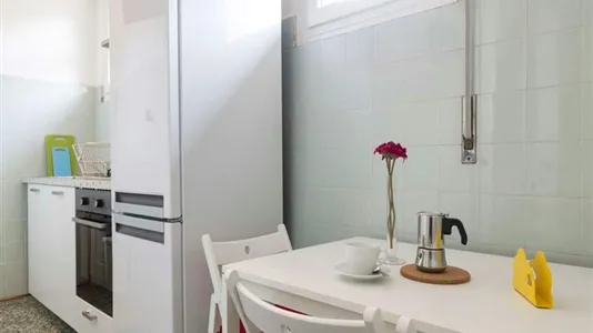 Rooms in Milano Zona 8 - Fiera, Gallaratese, Quarto Oggiaro - photo 7