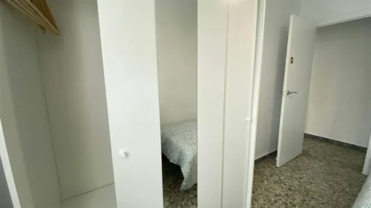 Rooms in Adaro - photo 5