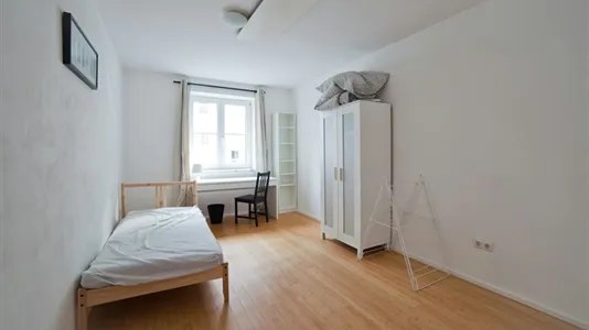 Rooms in Location is not specified - photo 1