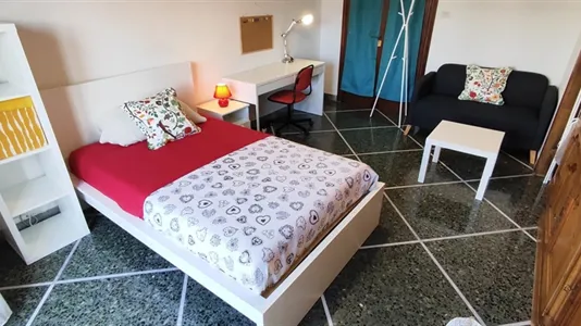 Rooms in Florence - photo 3