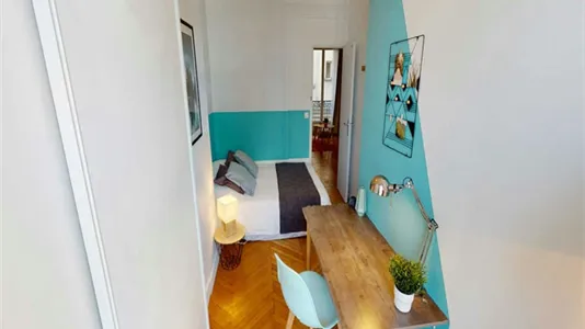 Rooms in Paris 8ème arrondissement - photo 3