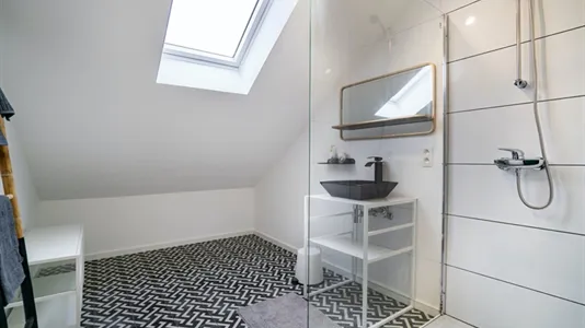 Rooms in Charleroi - photo 4