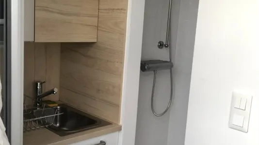 Apartments in Paris 16ème arrondissement (South) - photo 6