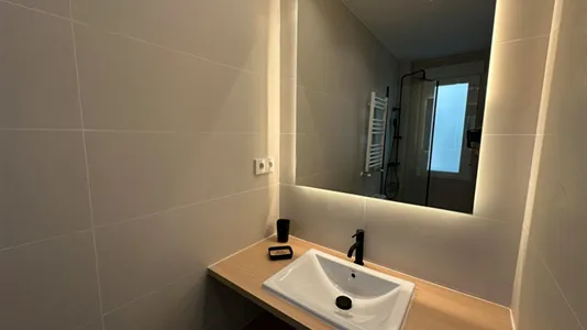 Rooms in Madrid Chamberí - photo 3