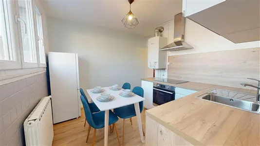 Rooms in Grenoble - photo 4