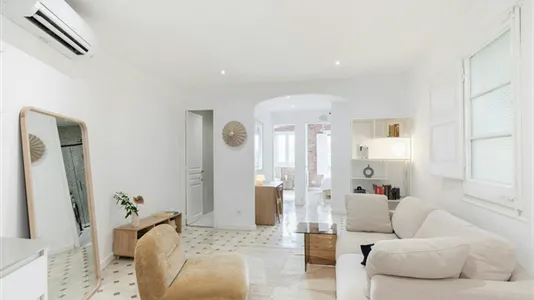 Apartments in Barcelona Eixample - photo 9