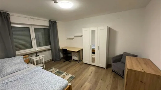 Rooms in Augsburg - photo 1