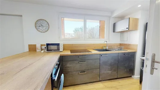 Rooms in Grenoble - photo 6