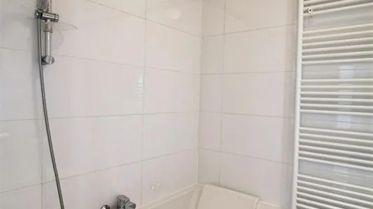 Rooms in Paris 20ème arrondissement - photo 9