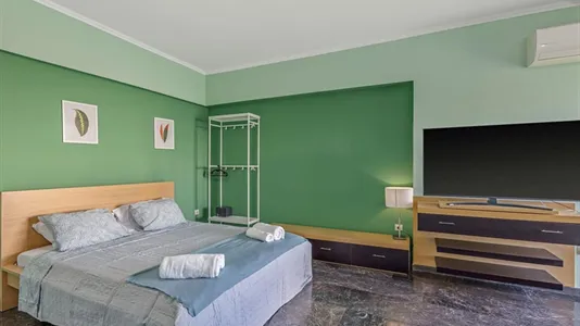 Apartments in Alimos - photo 4