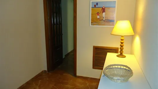 Rooms in Córdoba - photo 5