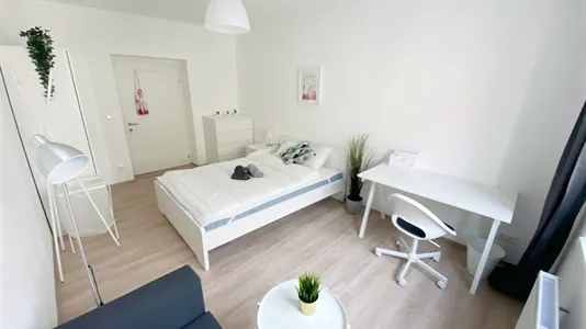 Rooms in Graz - photo 9