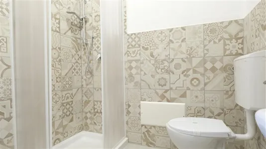 Rooms in Sassari - photo 10