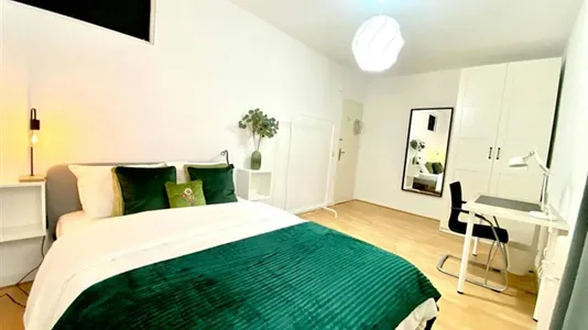 Rooms in Madrid Tetuán - photo 4