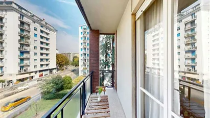 Room for rent in Milano Zona 6 - Barona, Lorenteggio, Milan