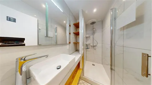 Rooms in Saint-Julien-en-Genevois - photo 10