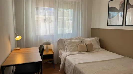 Rooms in Madrid Carabanchel - photo 1