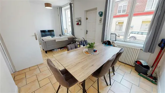 Houses in Lille - photo 1