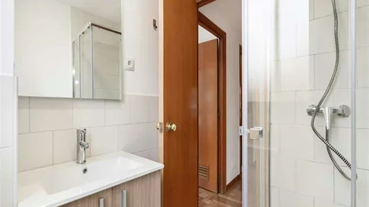 Rooms in Madrid Hortaleza - photo 10